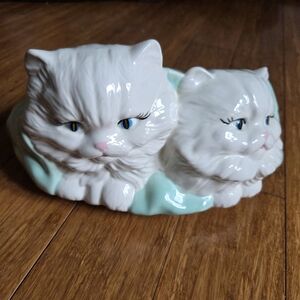 Vtg Kitsch Ceramic Sleeping Cats Lid White Kitten Mint Green Covered Dish Top